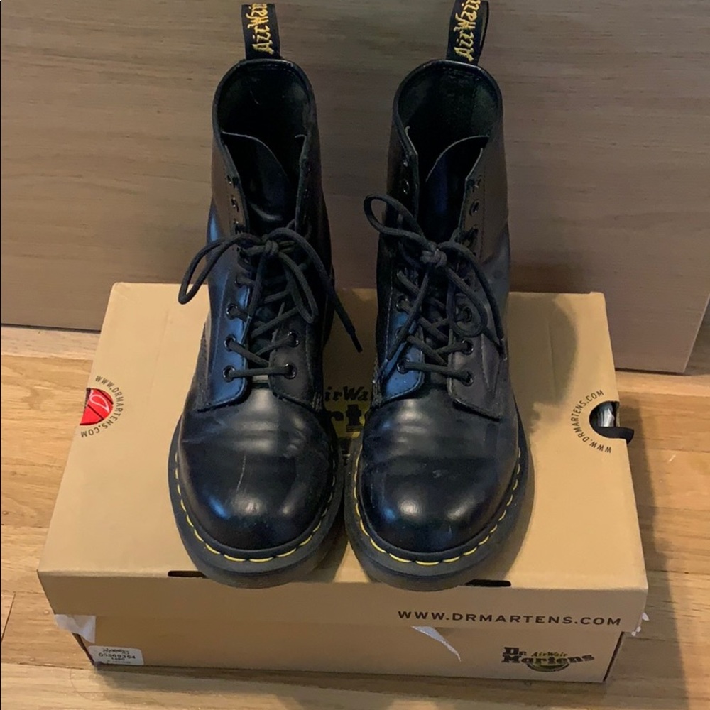 Black Doc Martens 1460 Smooth